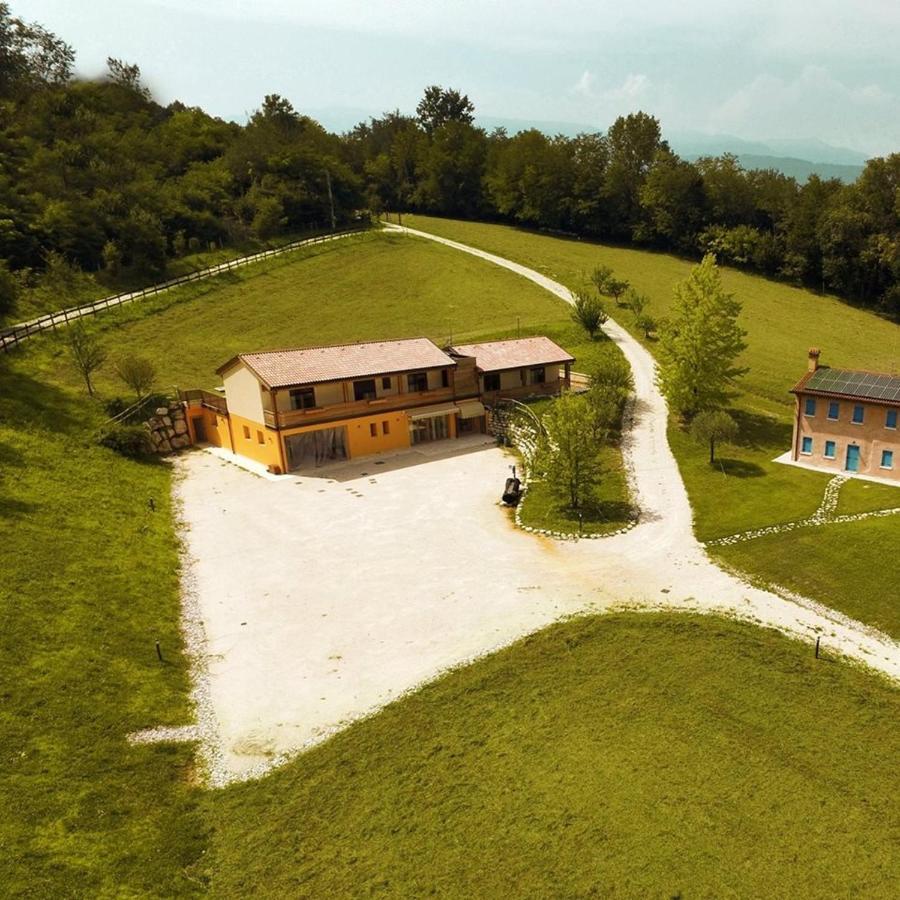Nikolas' Valley Cornuda Exterior photo