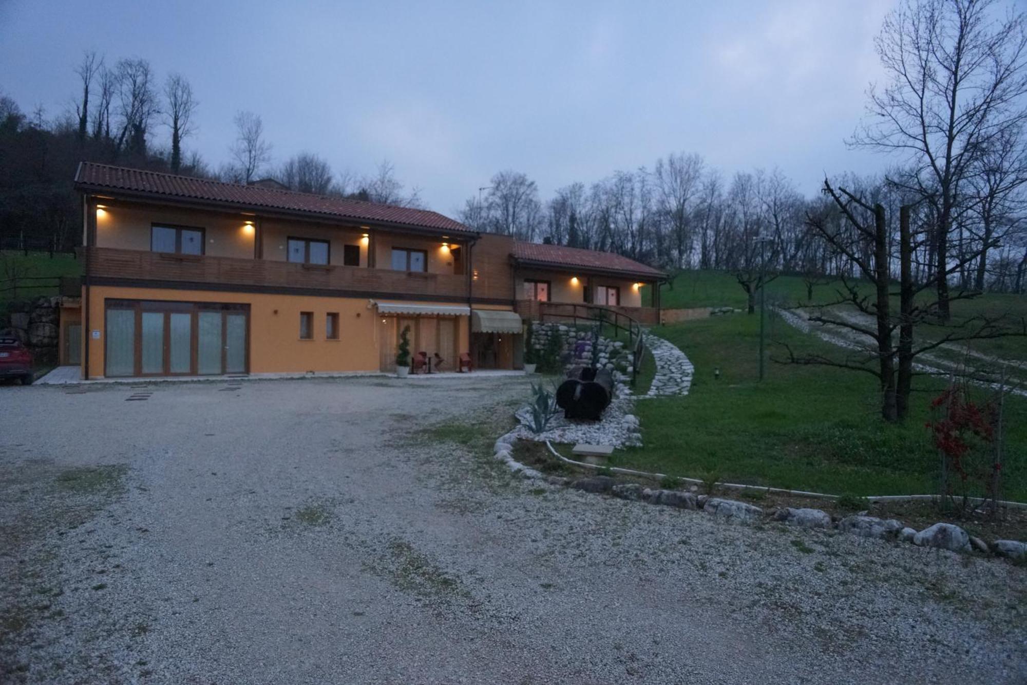 Nikolas' Valley Cornuda Exterior photo